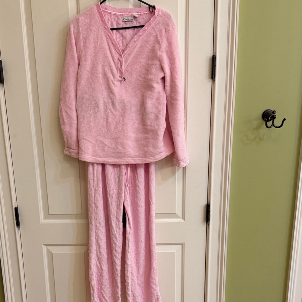 Kim Rogers Soft Pink Intimates Top Size small